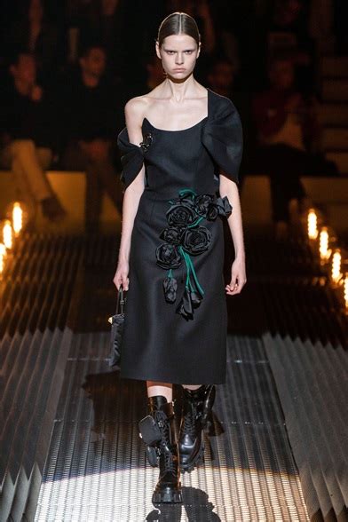 prada milano 2019 sfilata|prada dresses fashion.